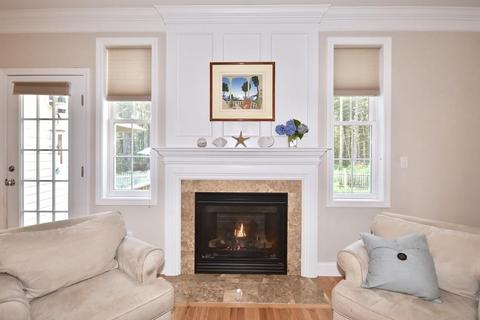 16 Cory Dr, Wareham, MA 02571 photo 2