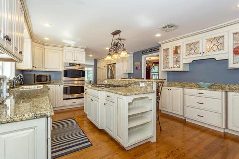 4 Fall Ln, Canton, MA 02021 photo 4
