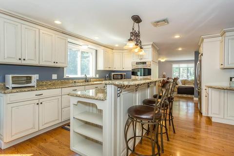 4 Fall Ln, Canton, MA 02021 photo 5
