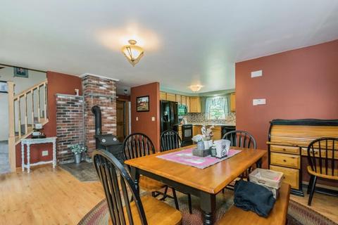 14 Hardy Rd, Ashburnham, MA 01430 photo 5