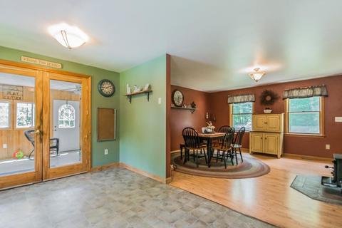 14 Hardy Rd, Ashburnham, MA 01430 photo 11
