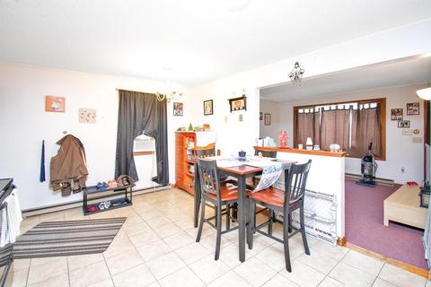129 Darling St, Springfield, MA 01151 photo 8