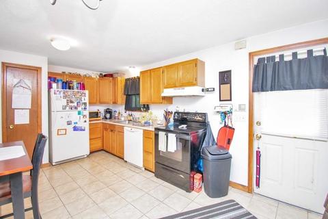 129 Darling St, Springfield, MA 01151 photo 6