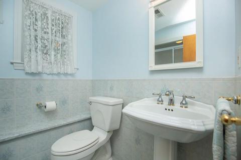 45 Track Rd, Reading, MA 01867 photo 21