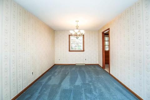 45 Track Rd, Reading, MA 01867 photo 8