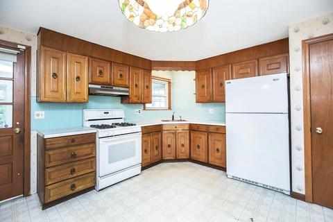45 Track Rd, Reading, MA 01867 photo 12