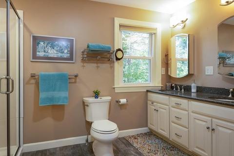 15 Plain St, Walpole, MA 02081 photo 12