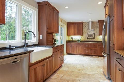 15 Plain St, Walpole, MA 02081 photo 6