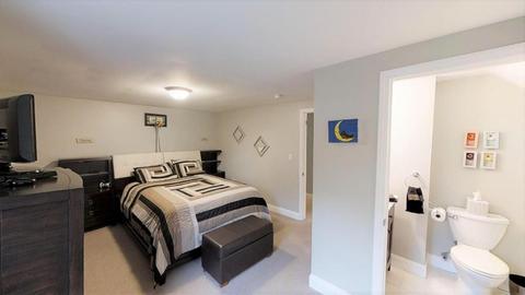28 Porter Rd, Natick, MA 01760 photo 10
