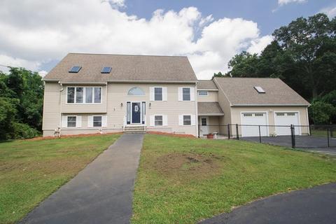 479 S St E, Raynham, MA 02767 photo 1