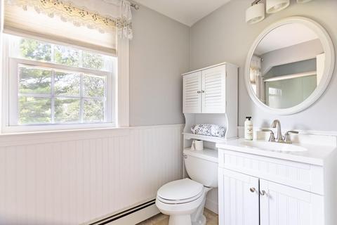 202 Centre St, Danvers, MA 01923 photo 15