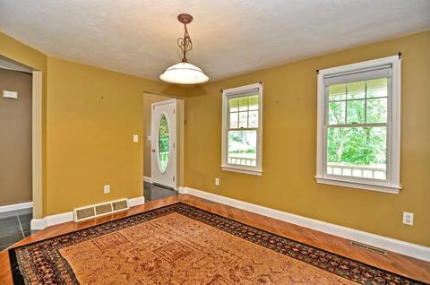 88 Smith St, Attleboro, MA 02703 photo 3