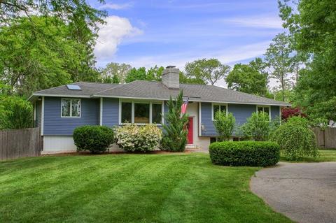 1 Lakeridge Dr, Georgetown, MA 01833 photo 2