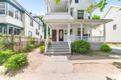 138 Yale St, Springfield, MA 01109 photo 2