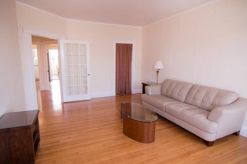22 Garrison Rd #6, Brookline, MA 02445 photo 6