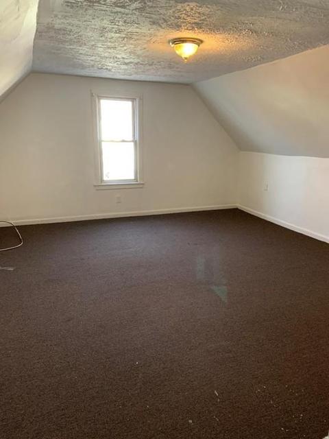 39 Windsor St, Springfield, MA 01105 photo 28
