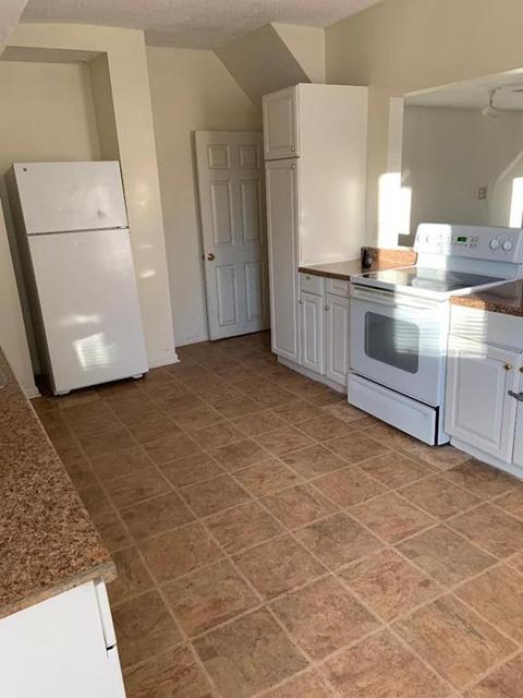 39 Windsor St, Springfield, MA 01105 photo 24