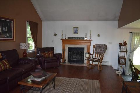15 Wildflower Dr, Sutton, MA 01590 photo 5