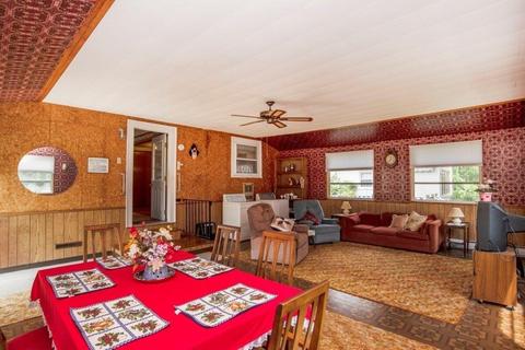 4 Harding Ave, Wareham, MA 02571 photo 9