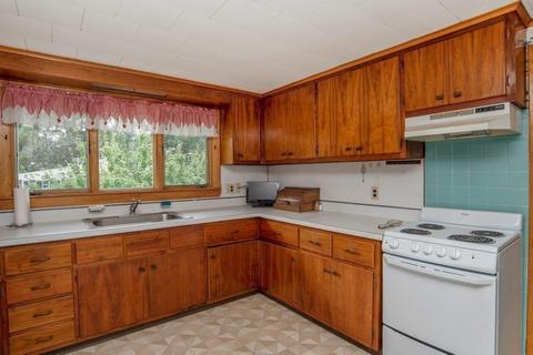 4 Harding Ave, Wareham, MA 02571 photo 11
