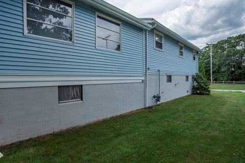 4 Harding Ave, Wareham, MA 02571 photo 3