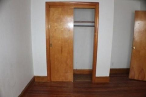 36 Alderman St, Springfield, MA 01108 photo 6