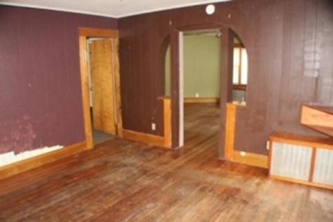 36 Alderman St, Springfield, MA 01108 photo 3