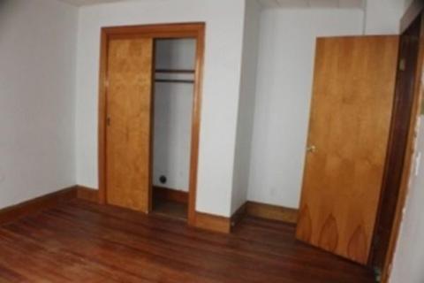 36 Alderman St, Springfield, MA 01108 photo 5