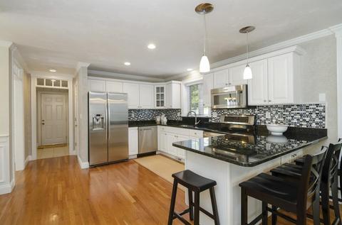 9 Sheffield Pl, Mashpee, MA 02649 photo 5