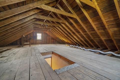 28 Maple St, Stoneham, MA 02180 photo 17