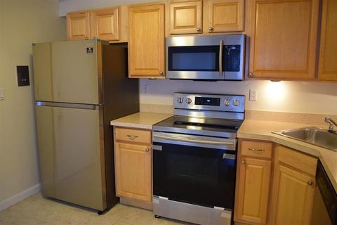 222 Stackpole St #18, Lowell, MA 01852 photo 4