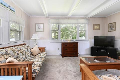 17 Childs Rd, Mashpee, MA 02649 photo 6