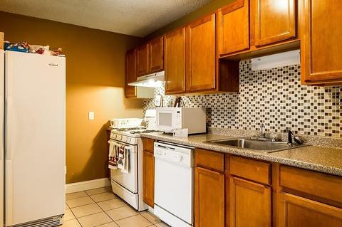 239 Glasgow St #7, Fall River, MA 02721 photo 2