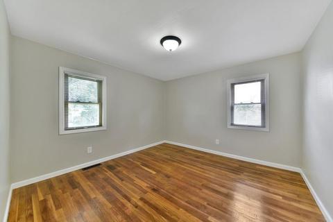 86 Mccarthy Ave, Chicopee, MA 01020 photo 11