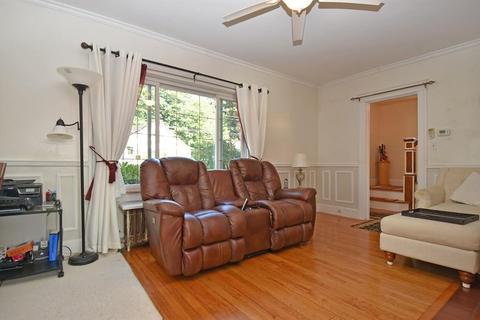 5 Varnum St, Worcester, MA 01603 photo 4
