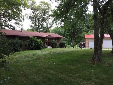 2 Debra Ln, Barre, MA 01005 photo 4