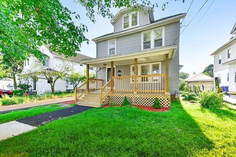8 Redlands St, Springfield, MA 01104 photo 2