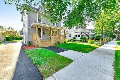 8 Redlands St, Springfield, MA 01104 photo 4