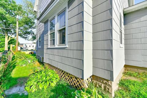 8 Redlands St, Springfield, MA 01104 photo 11