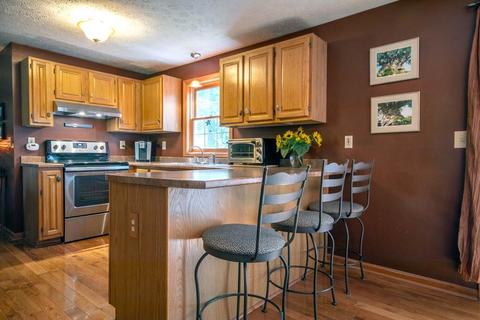 11 Anna Cir, Derry, NH 03038 photo 11