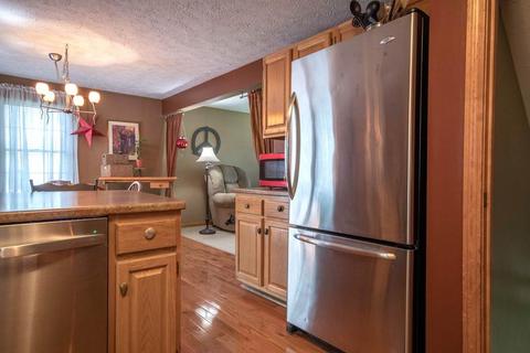 11 Anna Cir, Derry, NH 03038 photo 14
