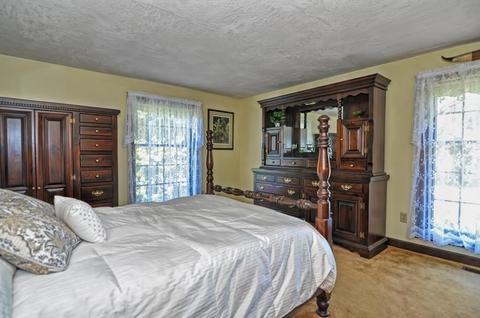 2 Bond Holw, Sutton, MA 01590 photo 22