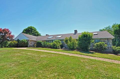 2 Bond Holw, Sutton, MA 01590 photo 1