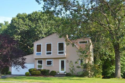 37 Sterling Dr, Easthampton, MA 01027 photo 1
