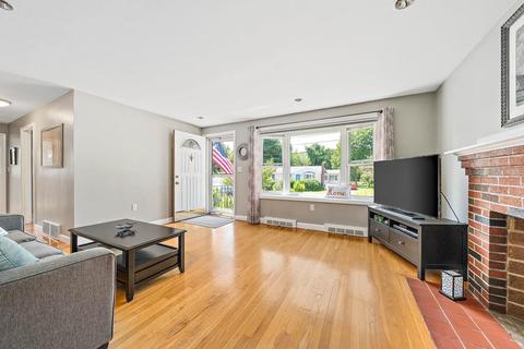 12 Andersen Rd, Braintree, MA 02184 photo 4