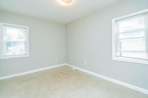 16 Collins St, Springfield, MA 01109 photo 17