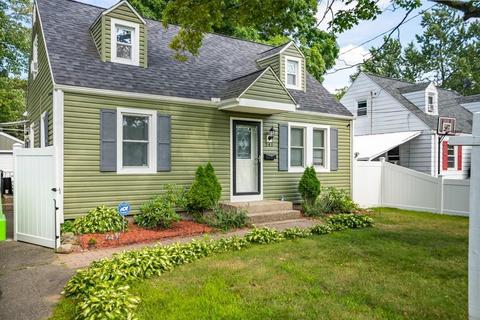 241 Rosewell St, Springfield, MA 01109 photo 2