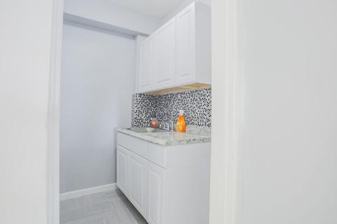 15 Linden St, Everett, MA 02149 photo 3