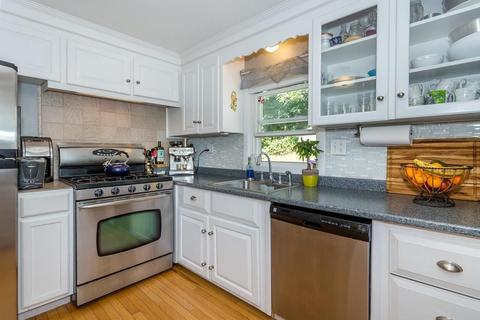 7 Curtis Cir, Canton, MA 02021 photo 5