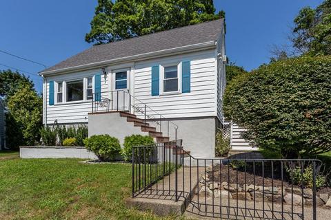 7 Curtis Cir, Canton, MA 02021 photo 1